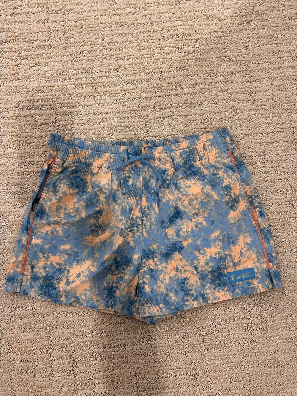 New Cotopaxi Blue & Orange Tie-Dye Athletic Shorts